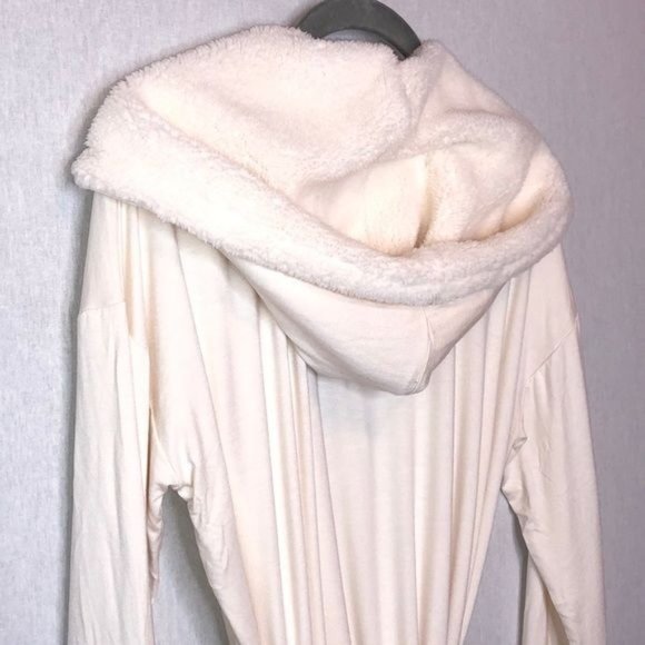 PURE FIBER HOODED JERSEY ROBE LOUNGEWEAR - Picture 8 of 9